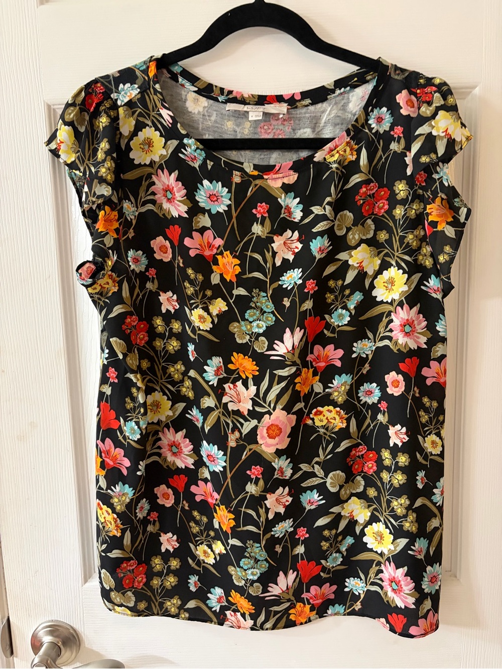LOFT Black Floral Cap-Sleeve Blouse